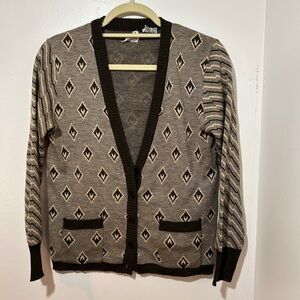 Vintages grandpa core sweater size M by Mr Leonard.